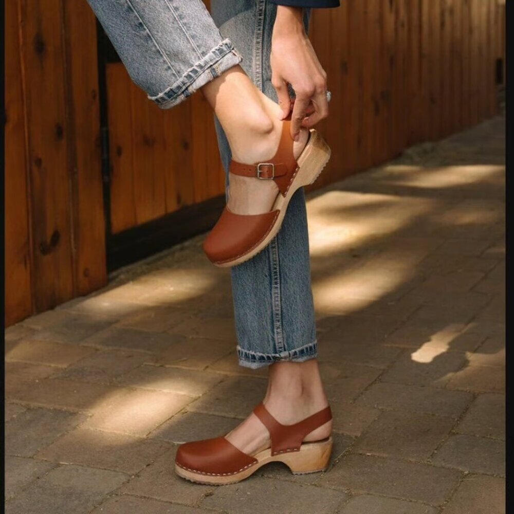 MIA Sofia Clogs - Saddle Brown - wood / leather / buckle - Swedish